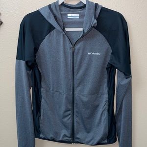 Ladies Colombia light weight dri fit jacket, size M. In excellent condition